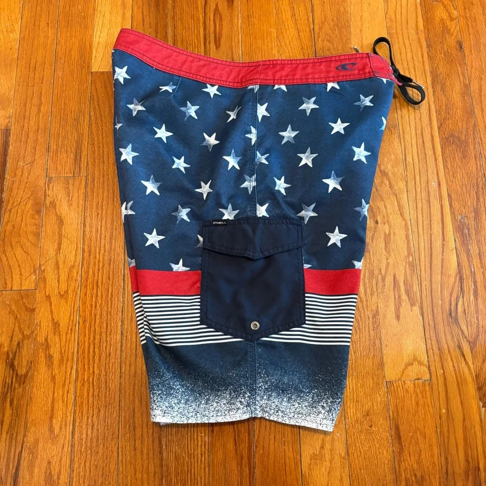 O'Neill Mens 32 Board Shorts Blue American Flag Stars Stripes 9.5